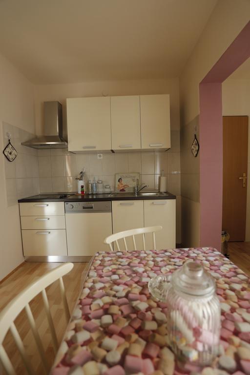 Apartment Magnolia Supetar Rum bild