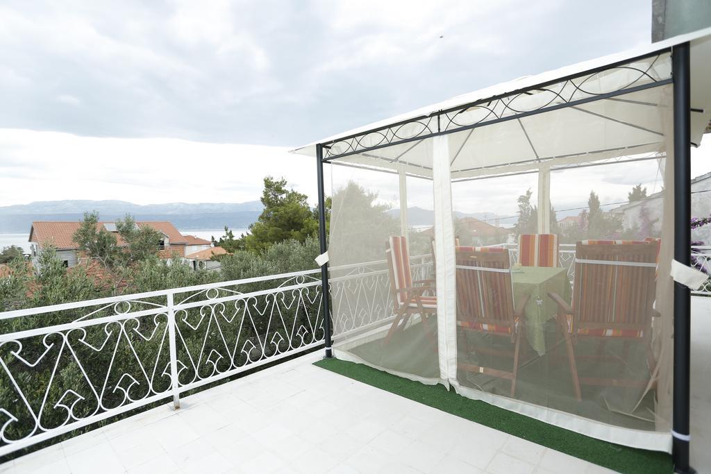 Apartment Magnolia Supetar Rum bild